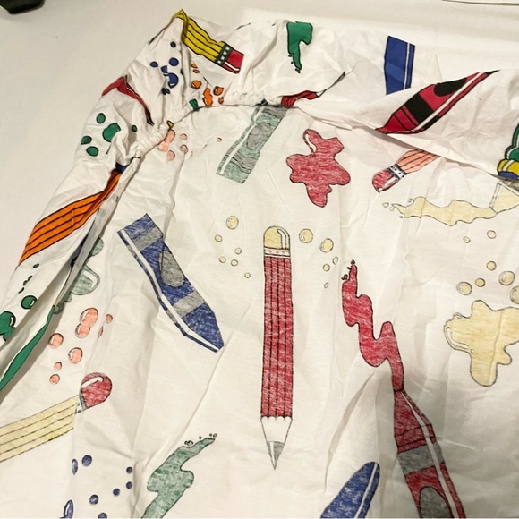 Vintage Multi Coloured Crayon and Pencil Patterned Twin Fitted Sheet - Picture 16 of 16